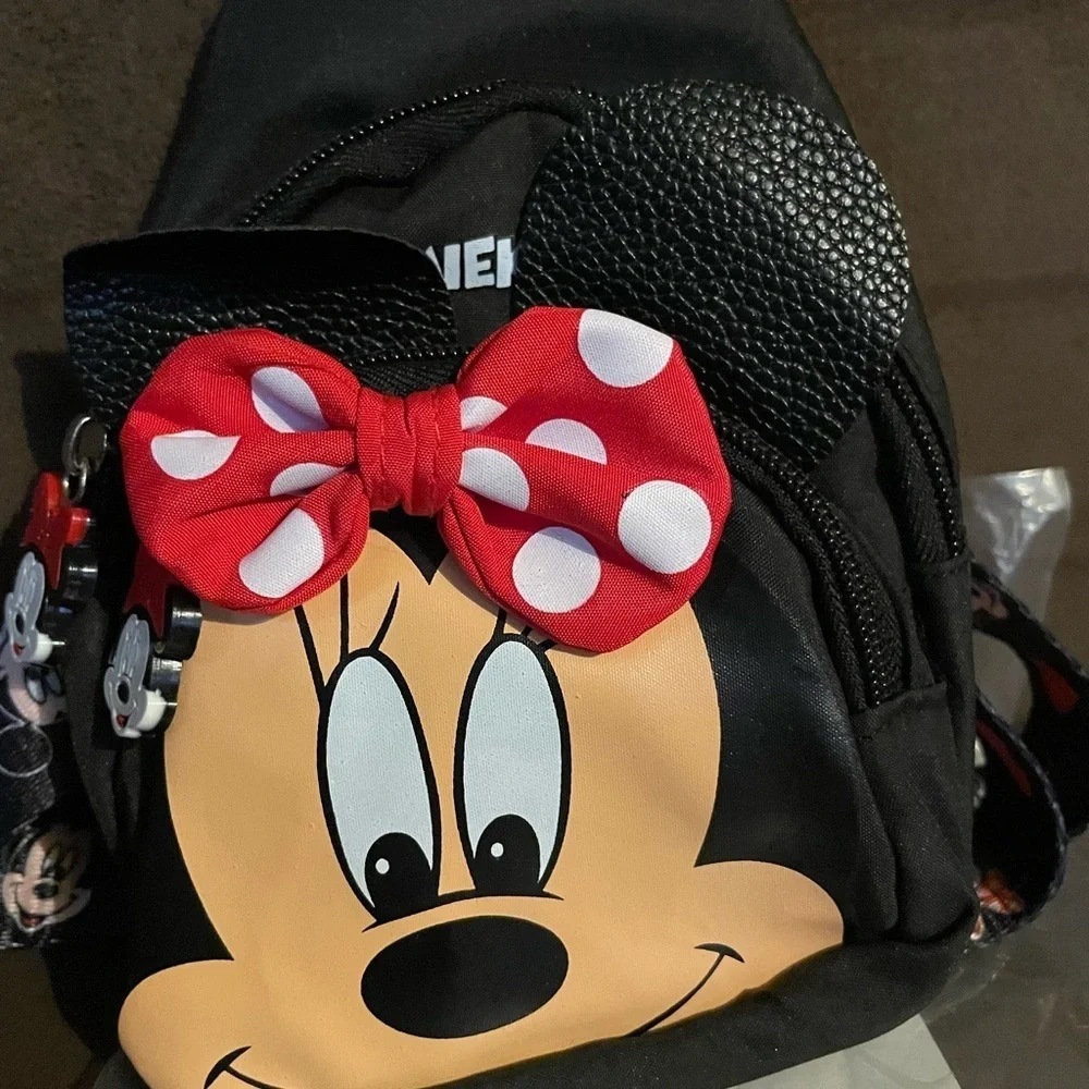 Disney Black and Red Minnie Mouse Kids Bag - Picture 3 of 8